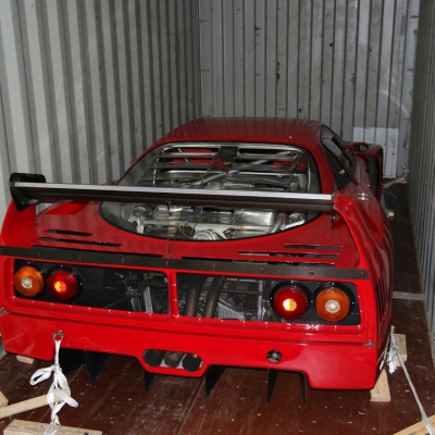 Ferrari F40 shipping overseas